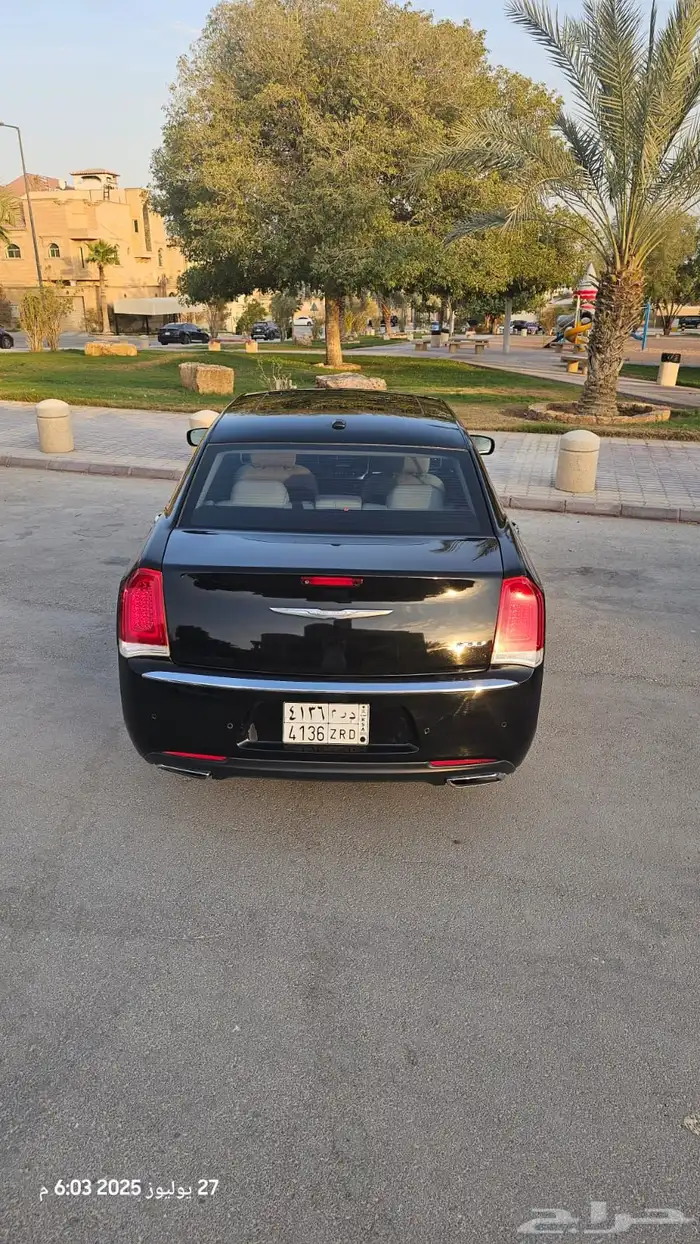 للبيع  كرايسلر 300C موديل 2018 - فخامة وأناقة القيادة 1