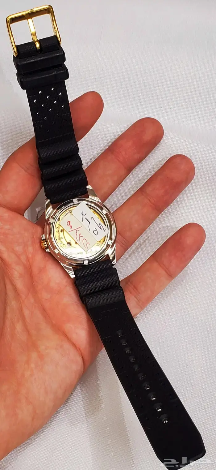 ساعة اوتوماتيكية سيتزن اصلية ابو جناح للبيع بسعر خاص 5