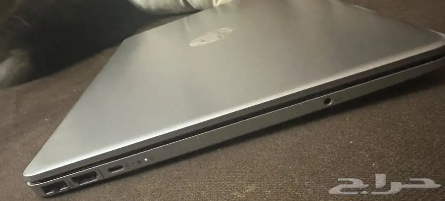 للبيع لاب توب hp G9 جديد لون فضي 5