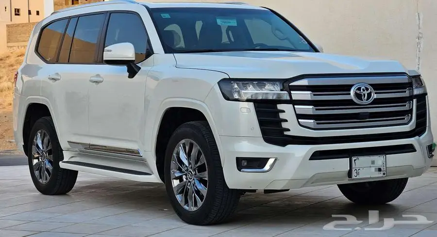 تايوتا لاندكروزر سعودي رقم3موتر صنف 9
