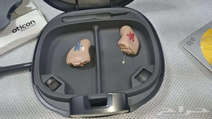 سماعات اذن طبية لضعاف السمع من شركة Oticon 4