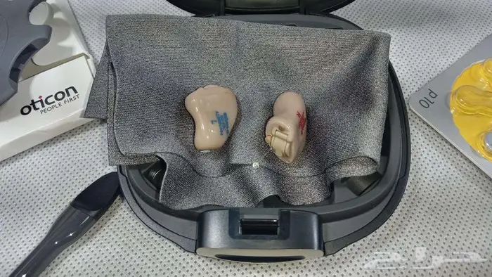 سماعات اذن طبية لضعاف السمع من شركة Oticon 1