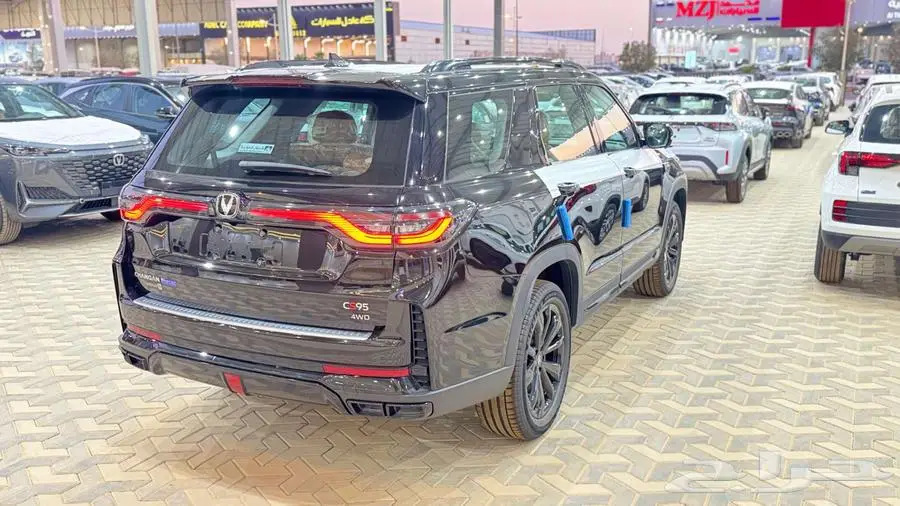 شانجان CS95 رويال بلاك اديشن 2026 5