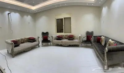 طقم كنب 11 شخص شبه جديد 3