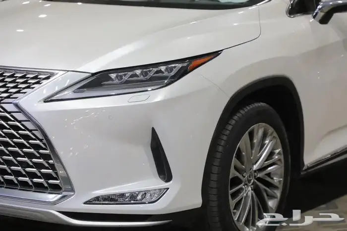 ليكزس RX 350 BB فل كامل بانوراما بنزين موديل 2022 5