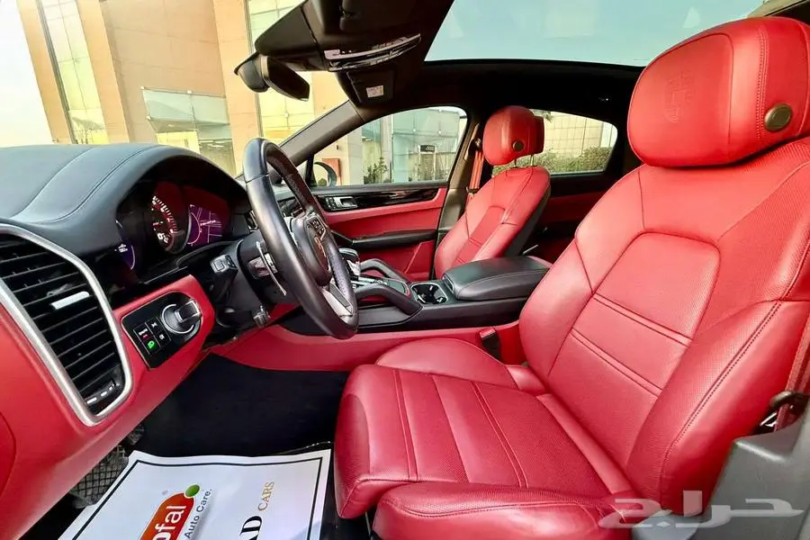 بورش كايين V6 2023 اسمنتي سعودي تحت الضمان 8
