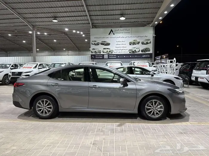 تويوتا كامري Eستاندر بنزين 9