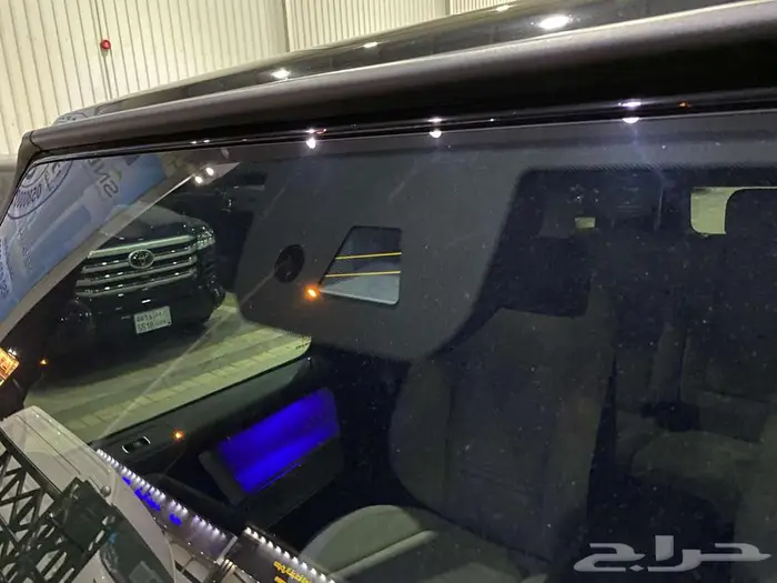 مرسيدس G500 موديل 2022 اسود ماشيه 46000كم 31