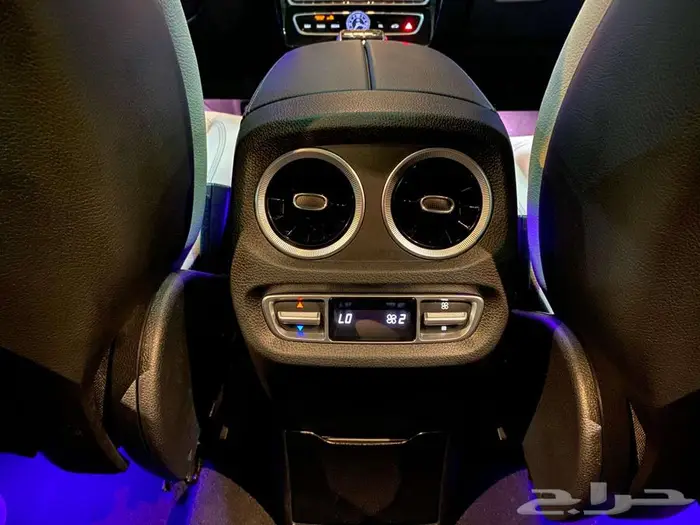 مرسيدس G500 موديل 2022 اسود ماشيه 46000كم 23