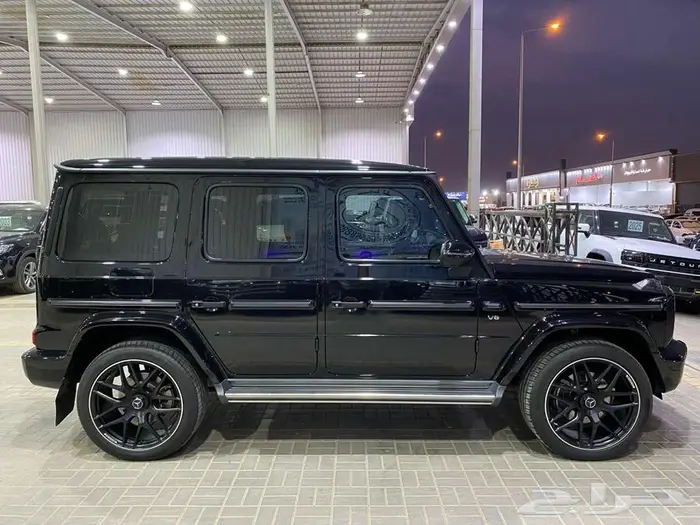 مرسيدس G500 موديل 2022 اسود ماشيه 46000كم 26