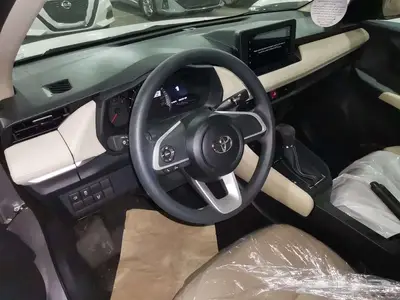 يارس Y ستاندرد فضي وابيض 2026 سعودي 7