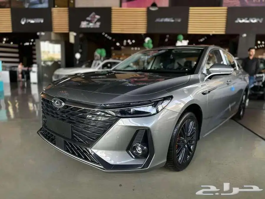 شيري اريزو 8 2025 قير اوتماتيك بنزين عرض خاص 1