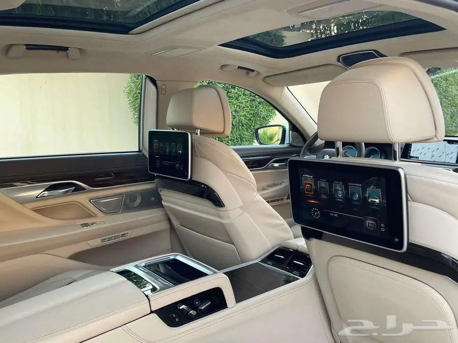 بي إم دبليو 750LI أبيض 2016 فل ماشي 25 ألف بحالة ممتازة 61