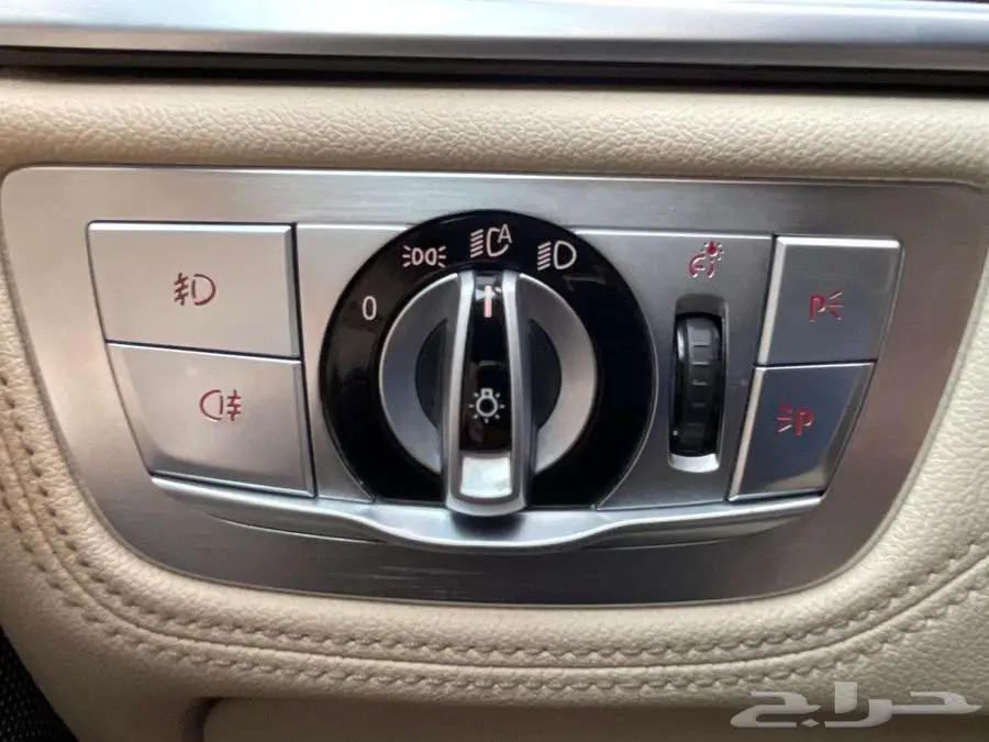 بي إم دبليو 750LI أبيض 2016 فل ماشي 25 ألف بحالة ممتازة 58
