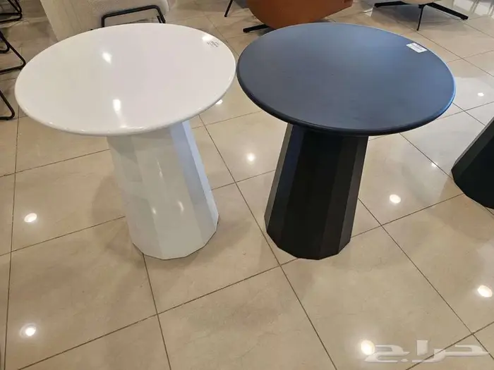 طاولات خارجية 27