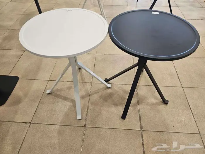 طاولات خارجية 3
