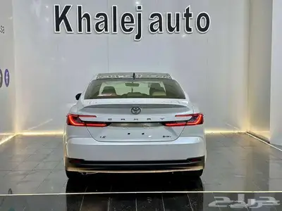 تويوتا كامرى le هايبرد موديل 2025 4
