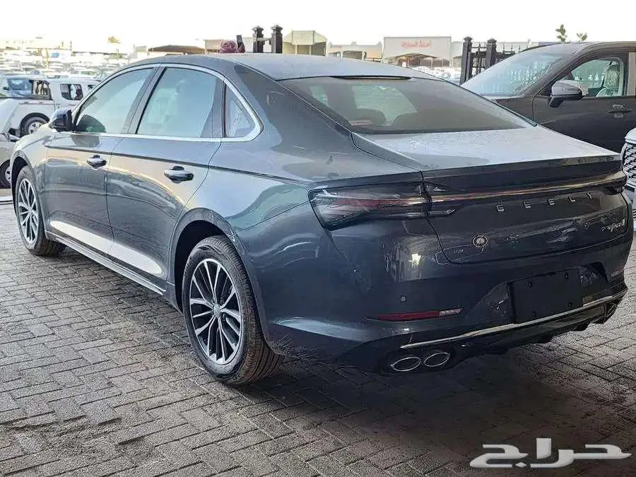 جيلي بريفيس نص فل GL 2025 متوفر أقساط 10
