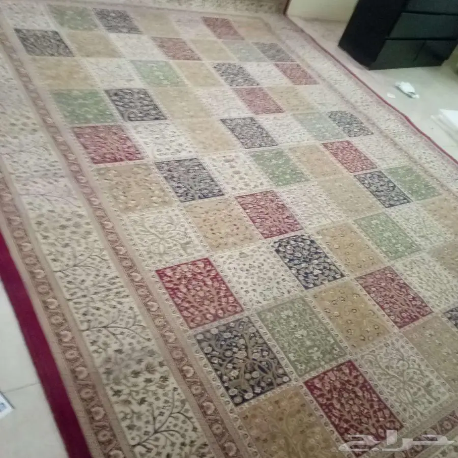 عفش 2سرير 3مرتبه سرير كبير 3 مرايا و 3 مفروشه 3