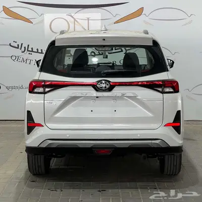 تويوتا فيلوز GLX بنزين 2025 بأقل الأسعار 3