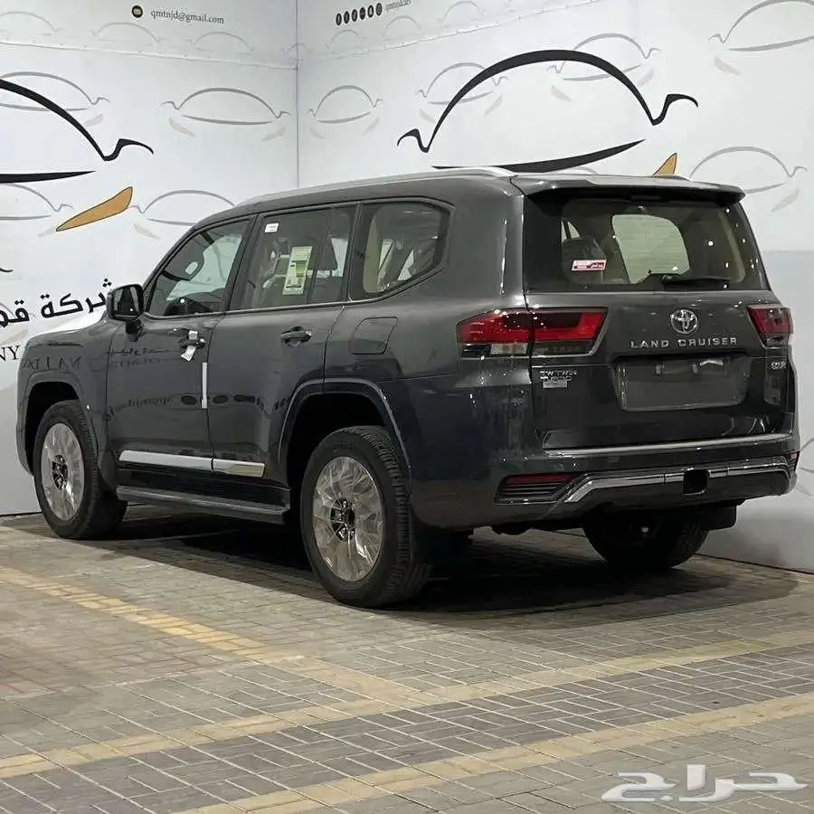 تويوتا لاندكروزر GXR 4 ديزل 2024 سعودى رمادي 1