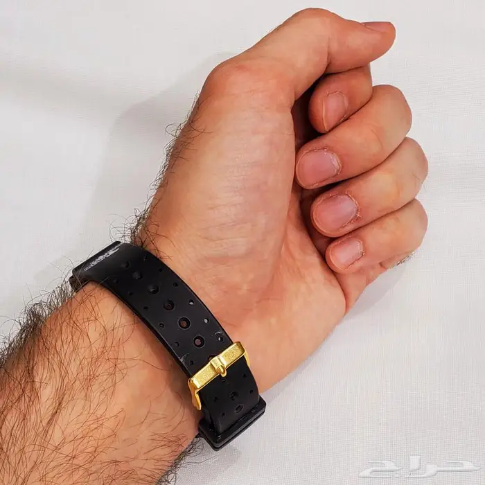 ساعة سيتيزن ربر مضيئة بالظلام بسعر الجملة 9