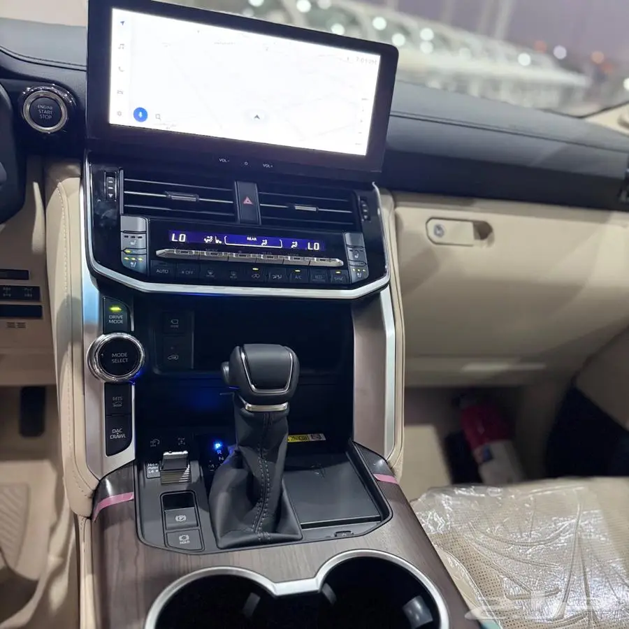 لأند كروزر Vxr نص فل بريمي 2025 13
