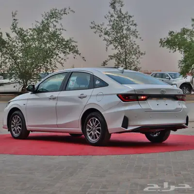 تويوتا ياريس ستاندر Y 2024 17