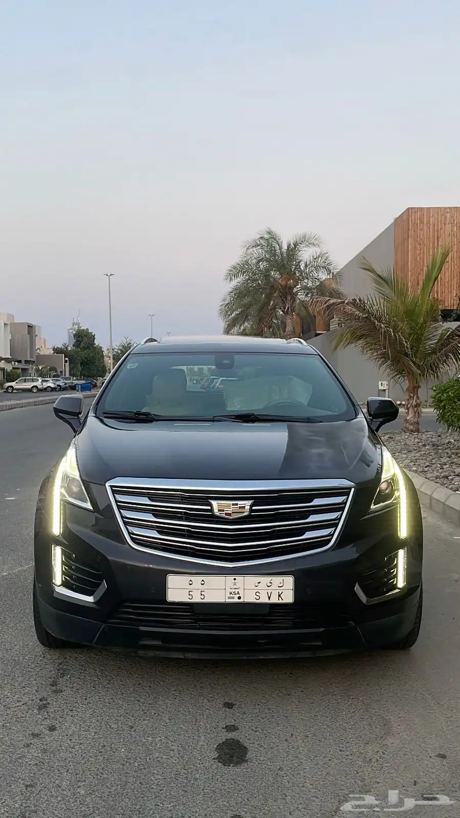 كاديلاك XT5 سعودي نظيف 1