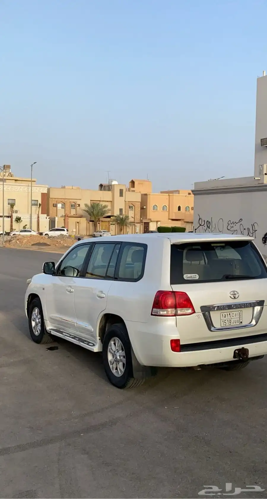 للبيع جيب جي اكس ار 2010 نظيف 2