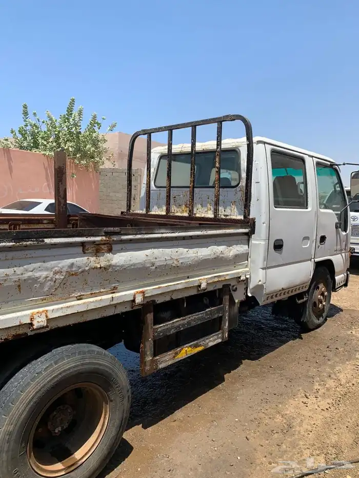 دينه إيسوزو غمارتين ديزل موديل 2000 مجددة 1