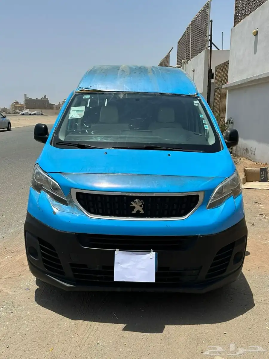 بيجو اكسبيرت 2020 بمحرك ديزل(للبيع كاش) السعر على السوم 0