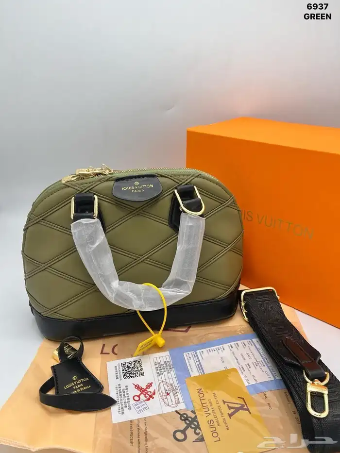 شنط نسائية. 11