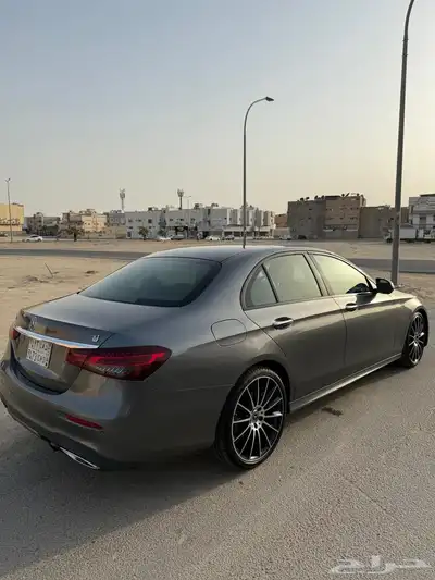 مرسيدس E200 28