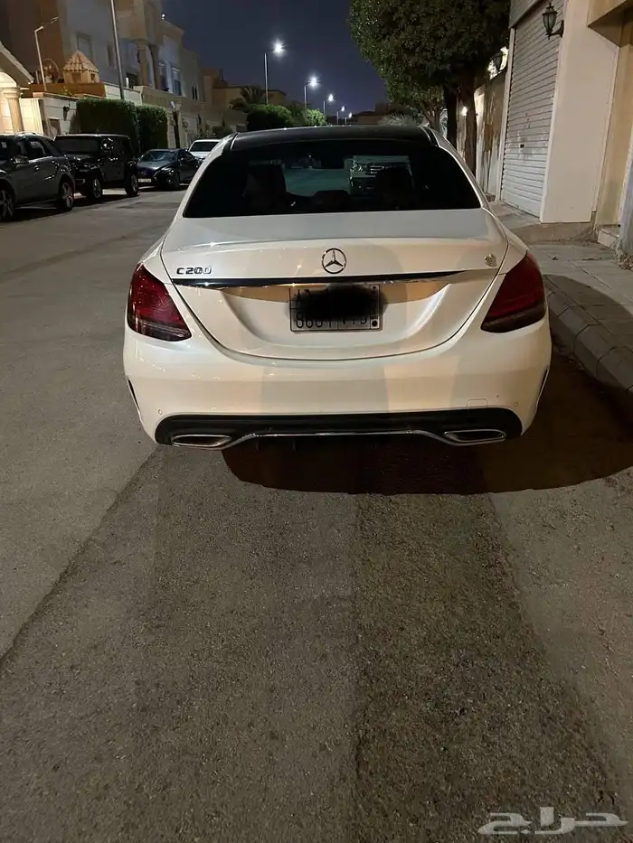 مرسيدس C200 2019 12