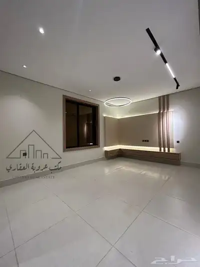 للبيع شقق تمليك دور ثاني تبوك حي اليرموك سطح كامل 7