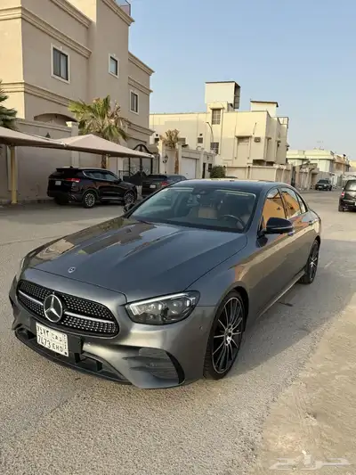 مرسيدس E200 27