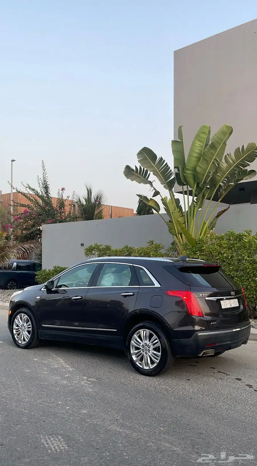 كاديلاك XT5 سعودي نظيف 11