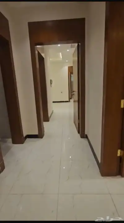 شقة جديده للإيجار حي الريان 1