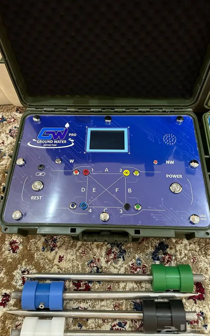 كشف المياه السطحية والجوفية 0