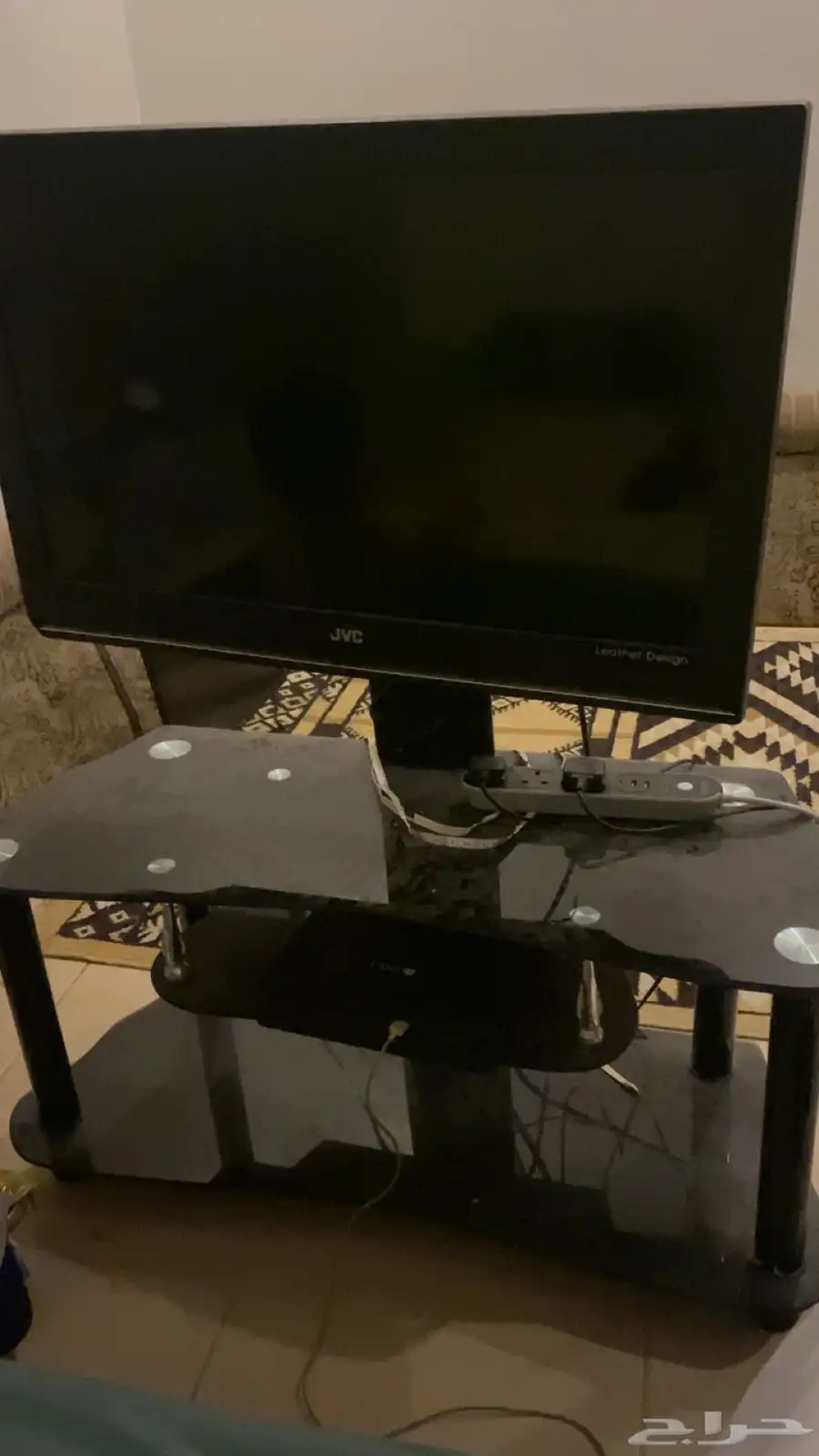 شاشه ما ادري كم بوصه ما اعرف بهن 0