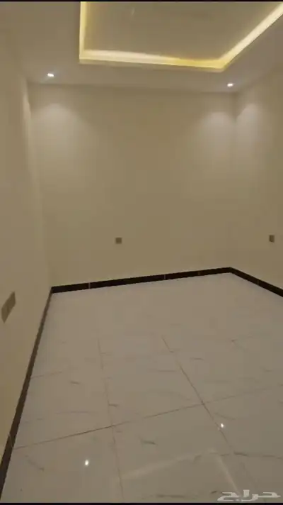 شقة جديده للإيجار حي الريان 5