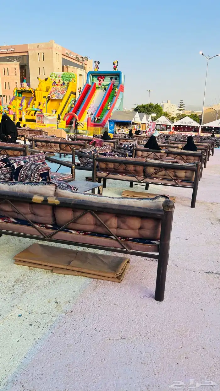 كراسي جلسات خارجية واغراض كافي وديوانية مستعملة 1
