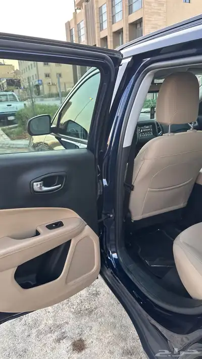 جيب كومباس شبه جديده 7