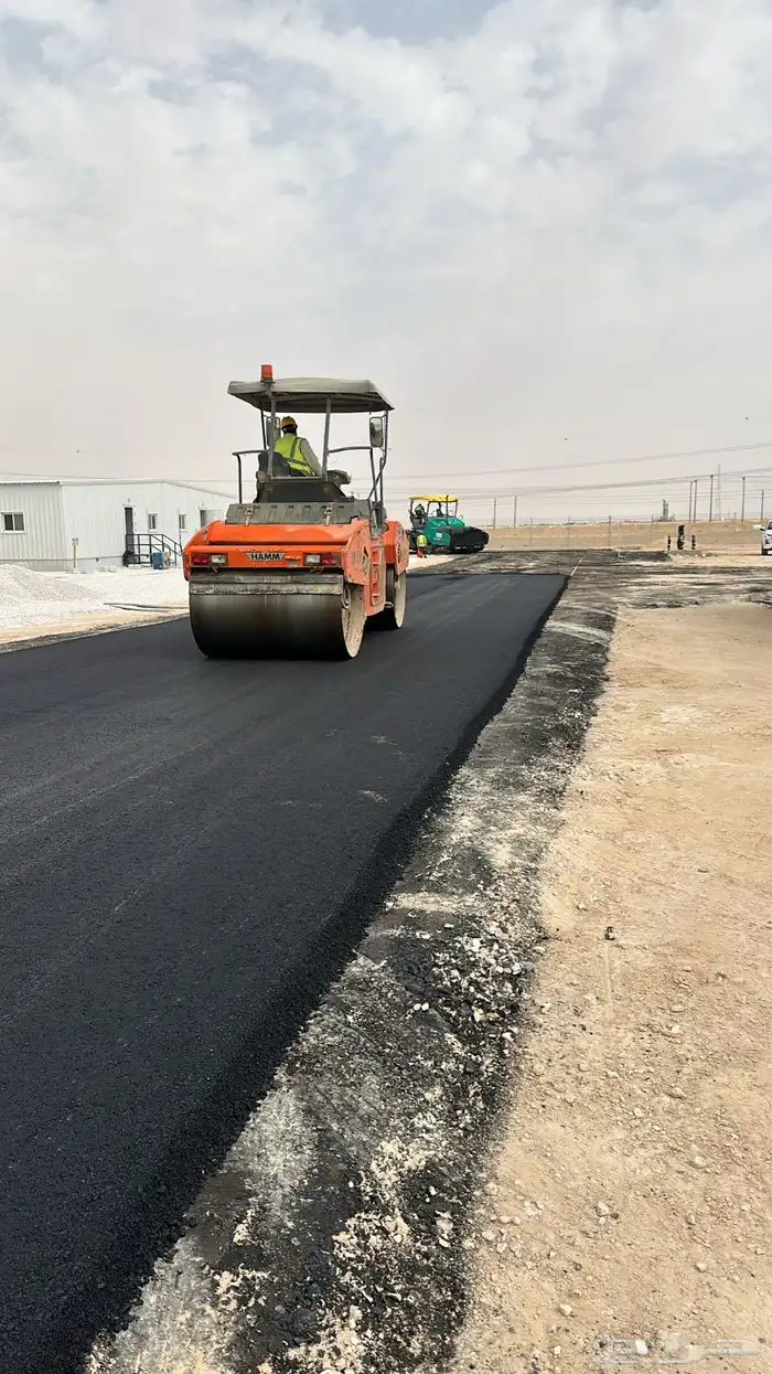 معدات اسفلت للإيجار 3