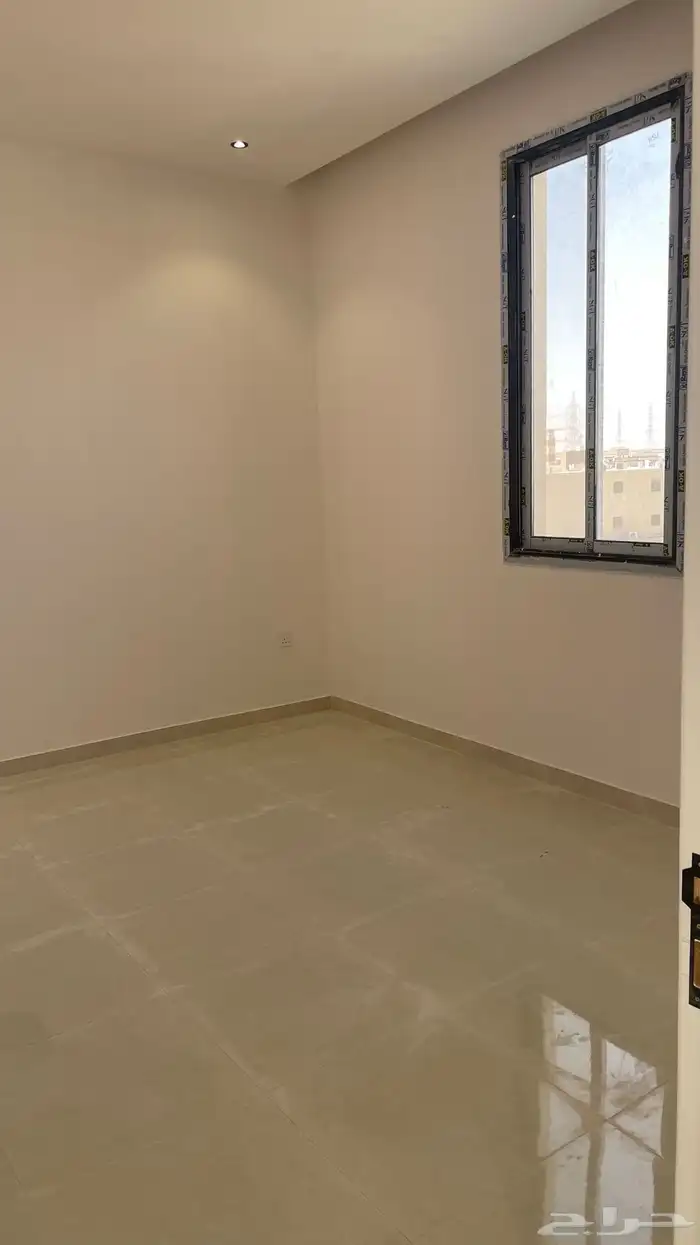 شقق عزاب للإيجار ب حي البيان 2