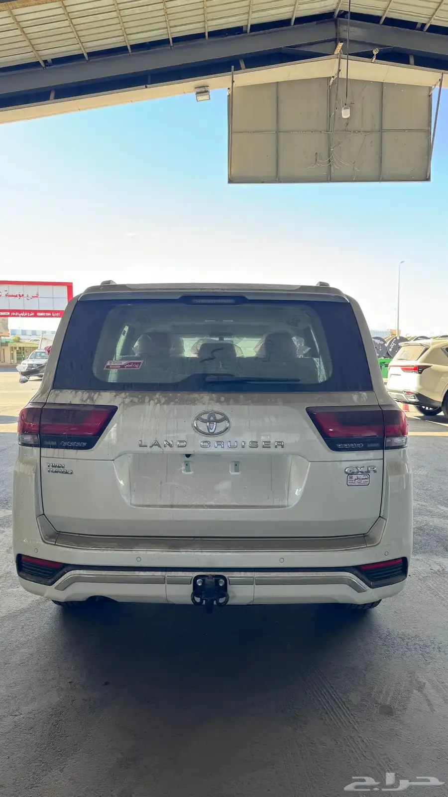 تويوتا جي اكس ار 2024 بنزين L4 جلد شاشات سعودي ابيض لولوي 3