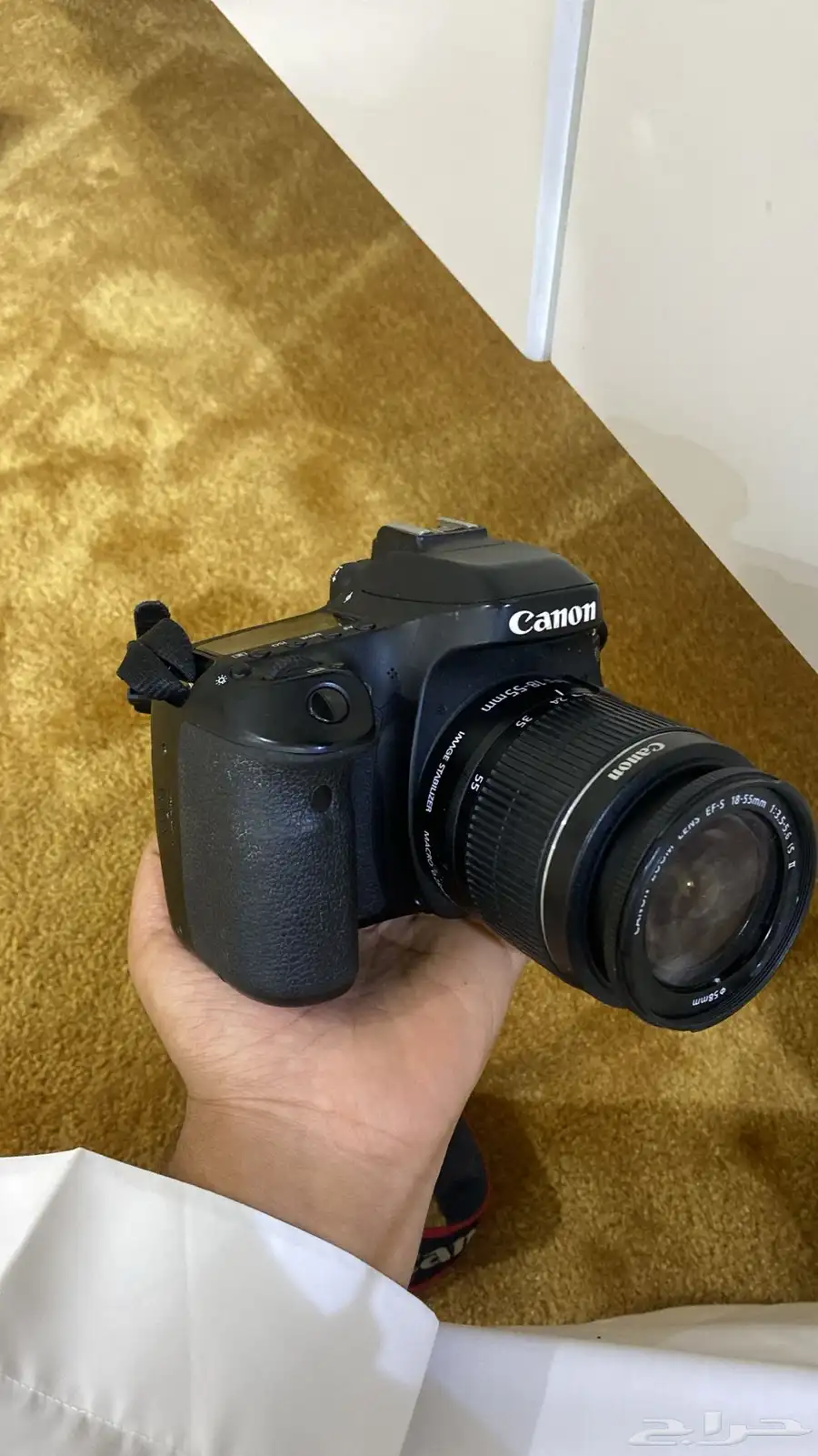 طقم تصوير كامل للبيع Canon 80D   عدستين   فلاش 3