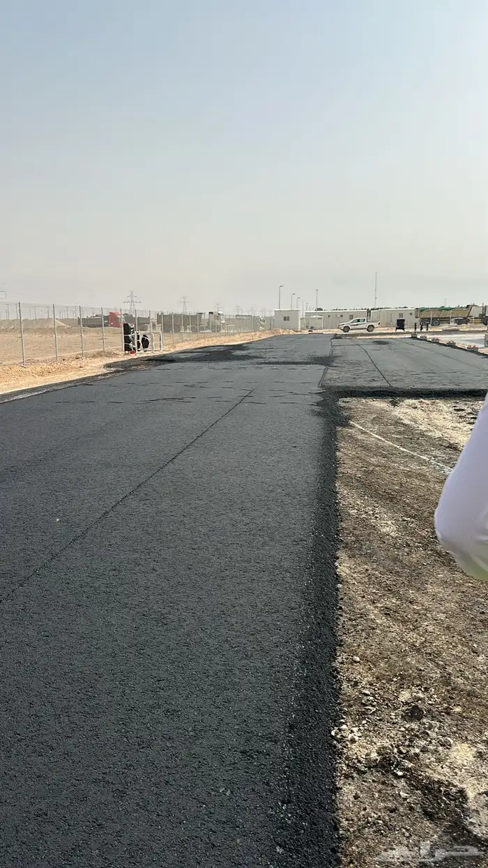 معدات اسفلت للإيجار 15
