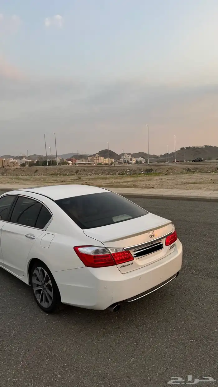 اكورد V6 2014 10